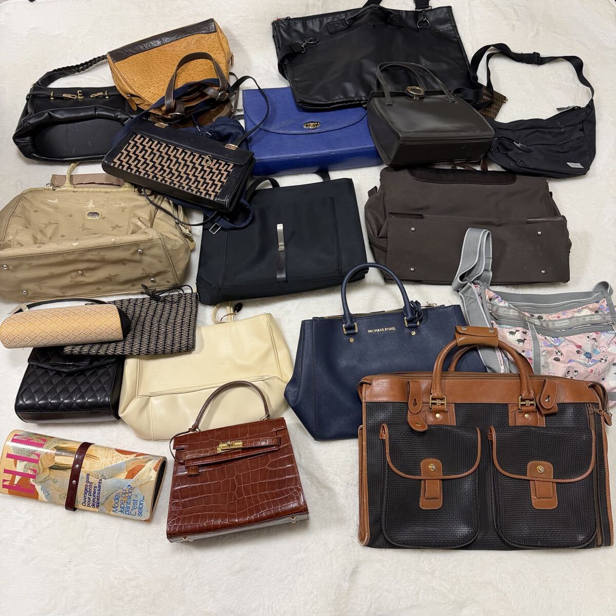 1円 m4 バッグまとめ売り MICHAEL KORS マイケルコース Bally バリー ポーター 他 ハンドバッグ トートバッグ ショルダーバッグ 鞄 大量拍卖