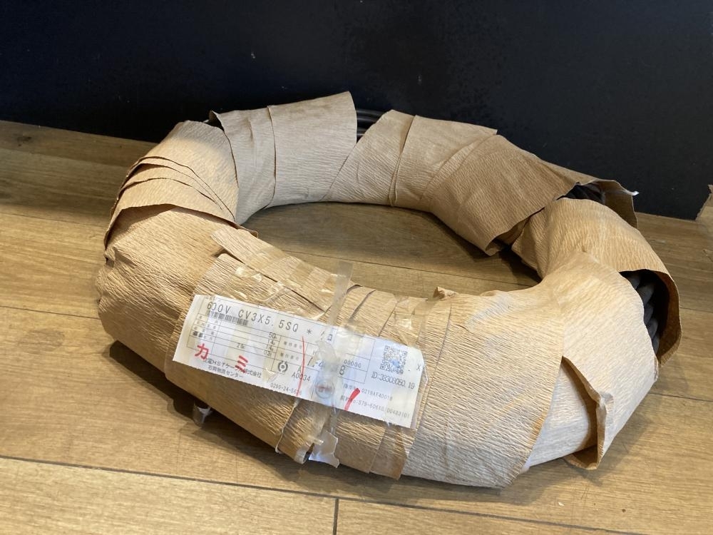 004★未使用品・1円出品★住電 CVケーブル 3×5.5 50m 伝票直貼り発送拍卖
