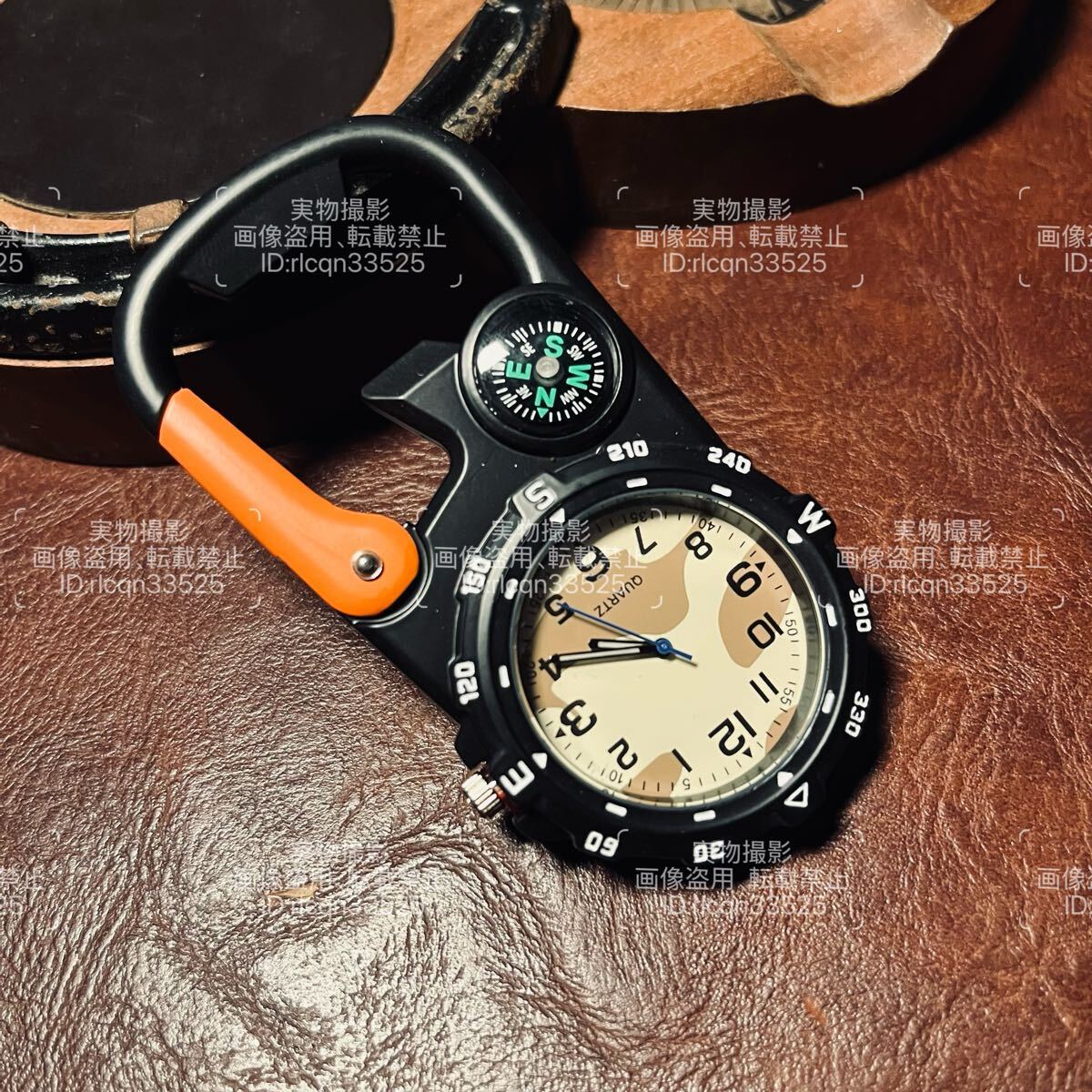 新品 超高品質 アウトドア 全金属製 登山ボタン 懐中時計 方位磁石 羅針盤 栓抜き バックライト 46×88×10mmキャンプ 野外登山 釣り 拍卖