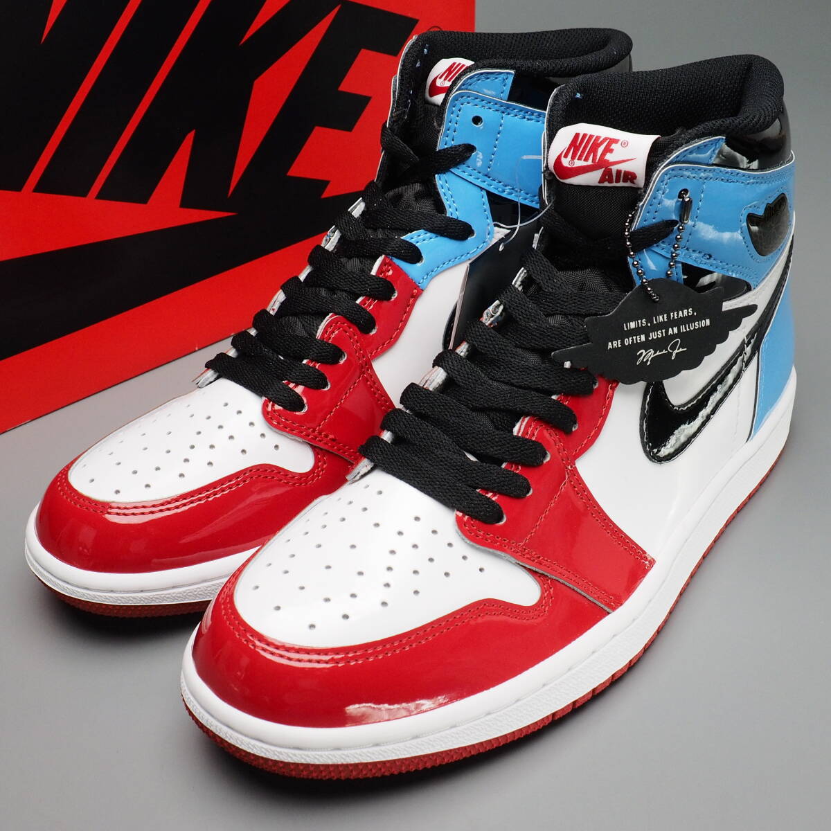 SMJ2206//未使用*ナイキ/NIKE*メンズUS9.5/エアジョーダン1レトロ ハイOG/AIR JORDAN 1 RETRO HIGH OG FEARLESS/スニーカー/靴/CK5666-100拍卖