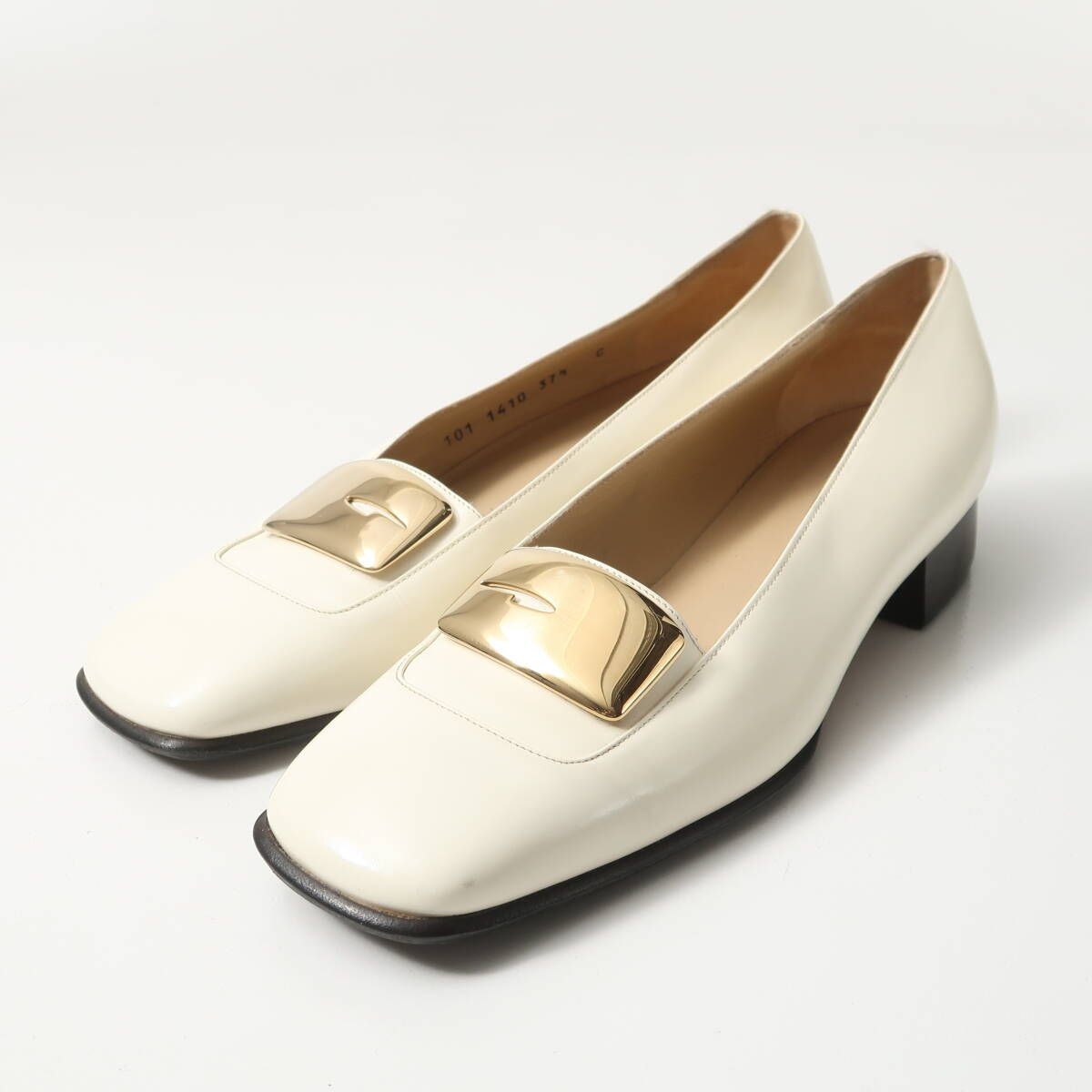 GT6170▲イタリア製 GUCCI グッチ サイズ37.5C レザー Gロゴ/ゴールド金具 スクエアトゥパンプス ローヒール レディース 靴 アイボリー系拍卖