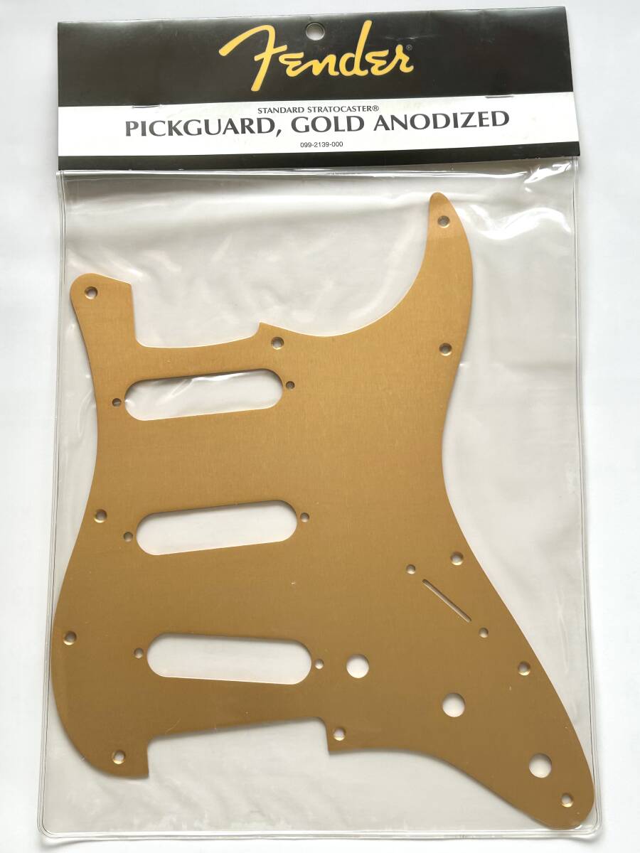 FENDER USA純正 STRATCASTER GOLD ANODIZEDピックガード★未開封拍卖