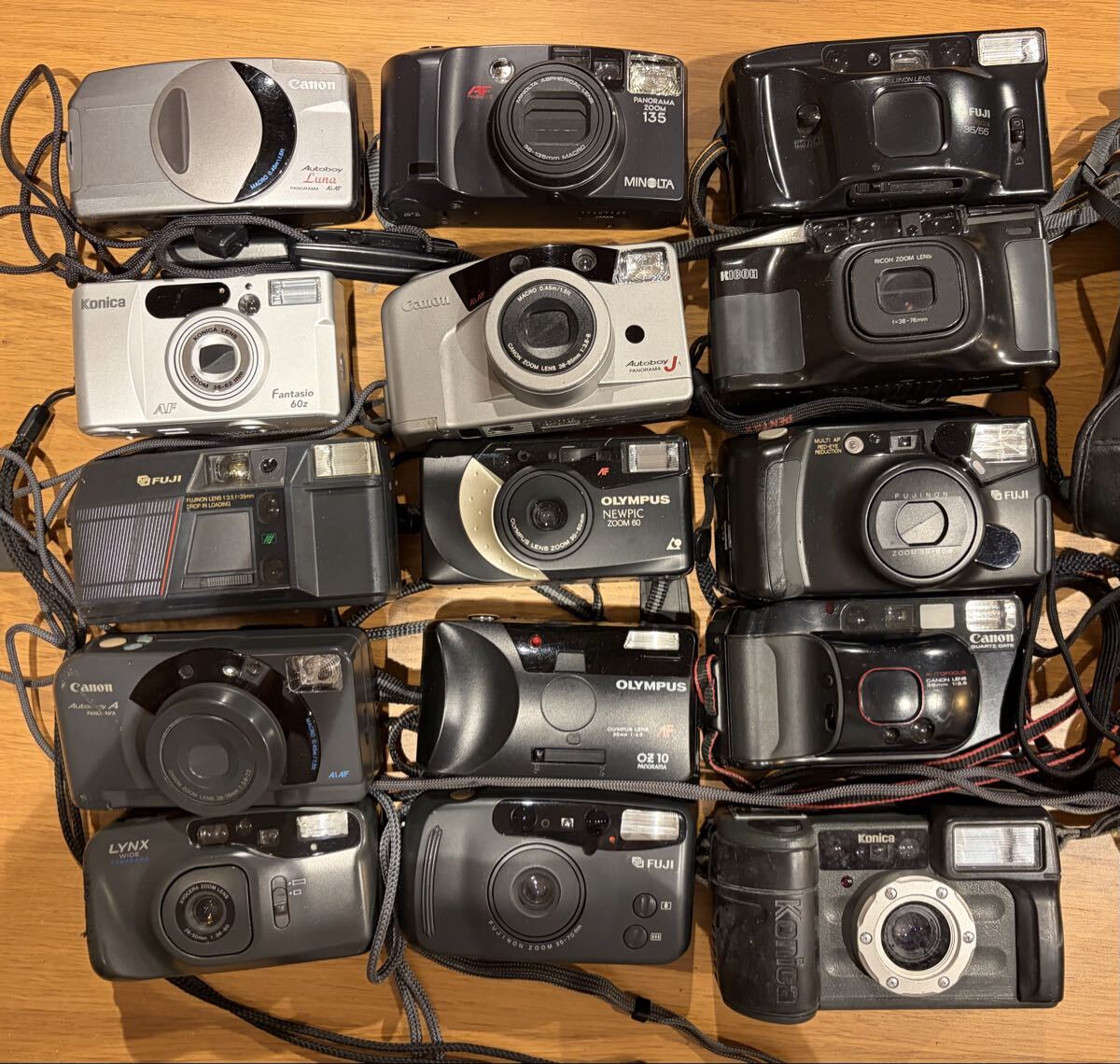 フィルムカメラ 15台まとめ Canon Olympus Minolta Konica Fuji Ricoh コンパクトAFカメラ Autoboy OZ NEWPIC ジャンク拍卖