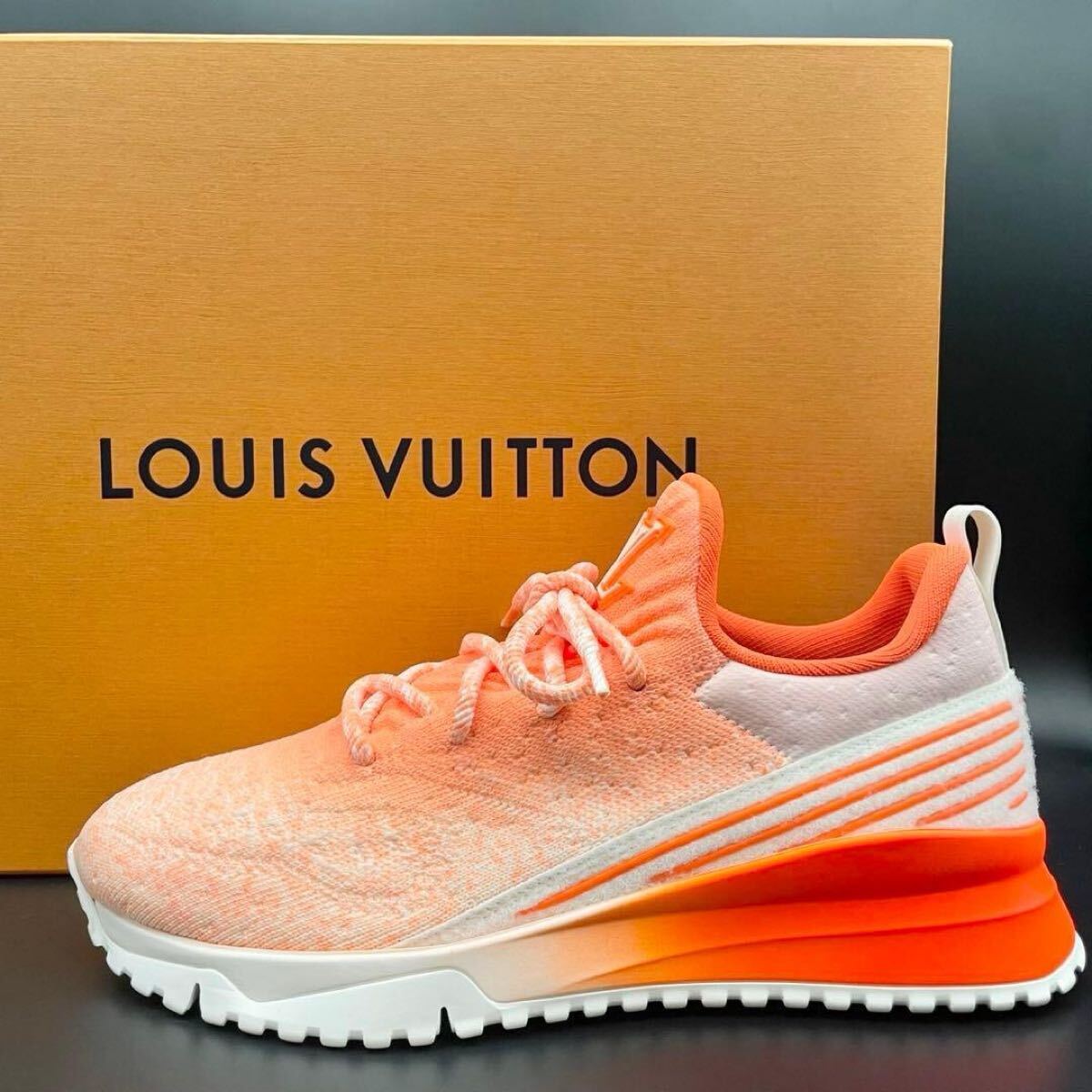 1円【新品】LOUIS VUITTON ルイヴィトン V.N.Rライン スニーカー ローカット ランニング メンズ ロゴ ニット オレンジ サイズ25cm相当拍卖