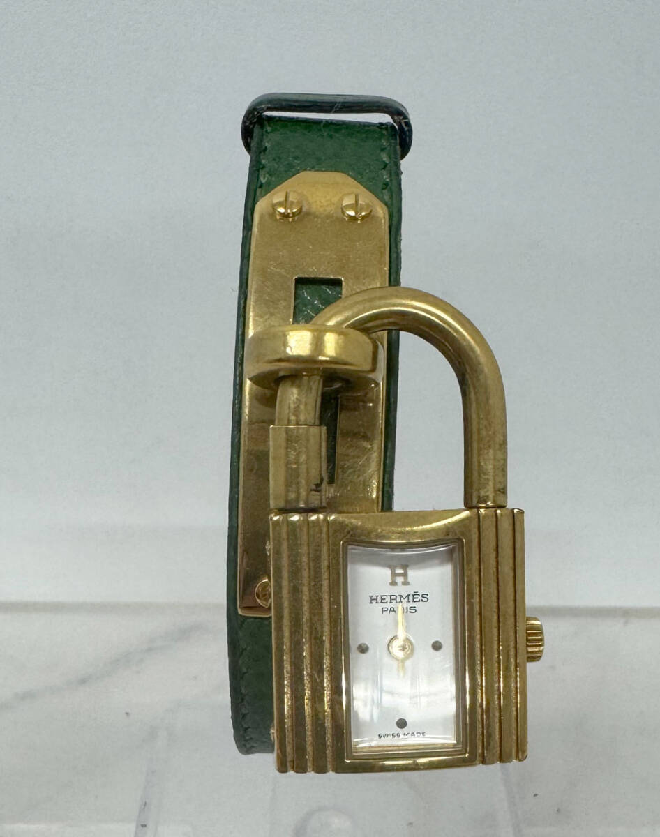 ●HERMES エルメス ケリー ウォッチ レディースswiss made クォーツ グリーン 不動●拍卖