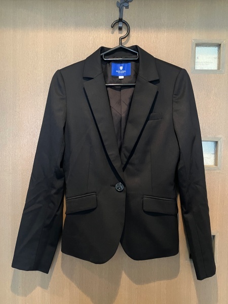 BLUE LABEL CRESTBRIDGE ブルーレーベル・クレストブリッジ テーラードジャケット ブラック 短丈 サイズ38拍卖