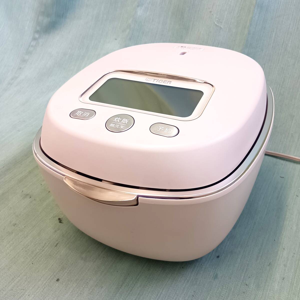 【10780】 中古品 2022年製 タイガー JPL-G100 圧力IH炊飯器 5.5合炊き拍卖