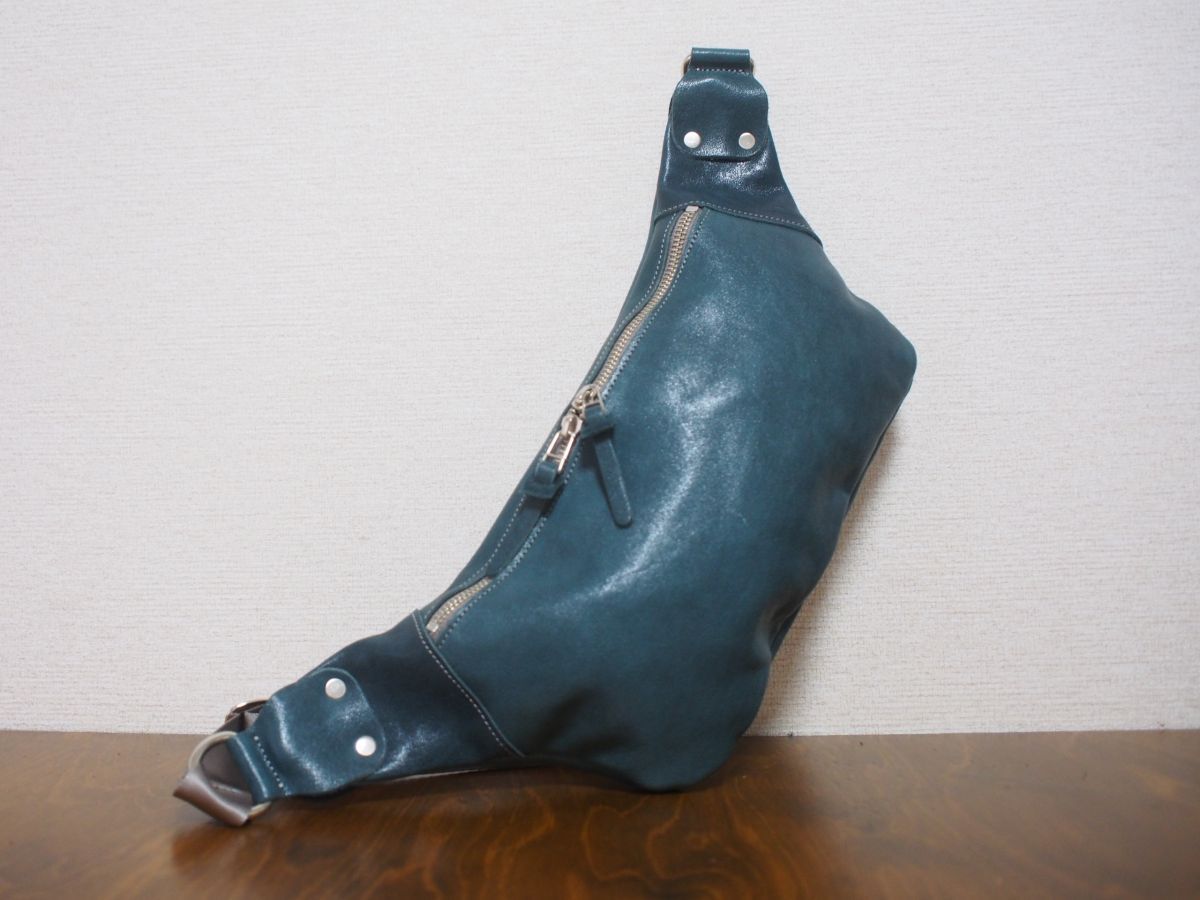 ハンドメイドこだわりの本革鞄ヌメ革★Cレザーボディバッグ BL 618拍卖