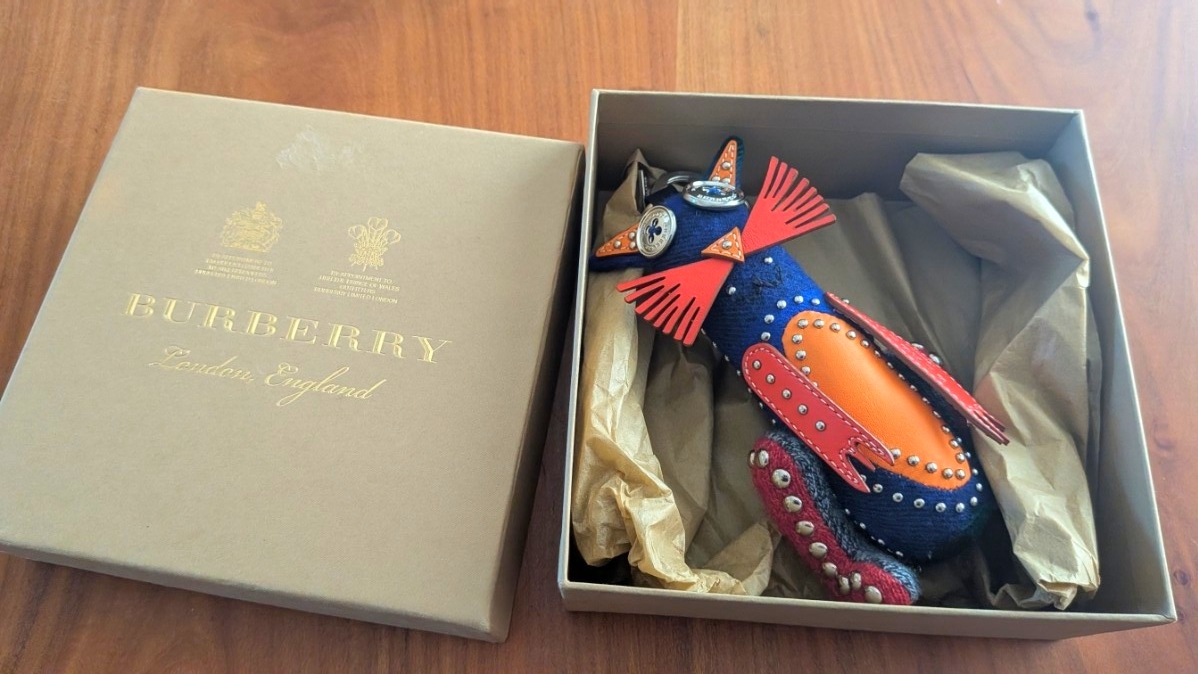【未使用】レア 限定品 定価60000円程 BURBERRY バーバリー キーホルダー チャーム キャット バッグチャーム バーバリー・クラン拍卖