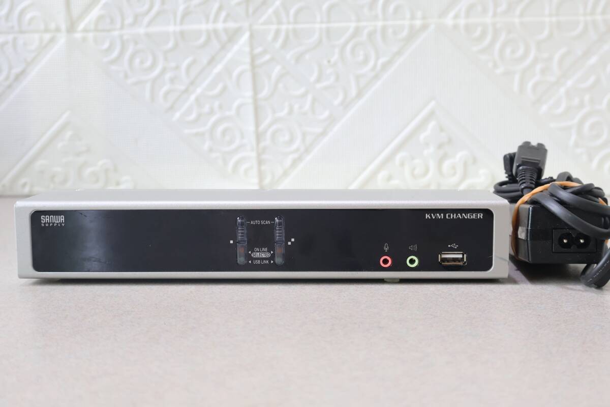 G9964 (3) P【中古動作品・ACアダプター付】SANWA SUPPLY SW-KVM2HDCN2 デュアルDVI対応 KVM切替器 2ポート USB2.0 オーディオ7.1ch対応拍卖