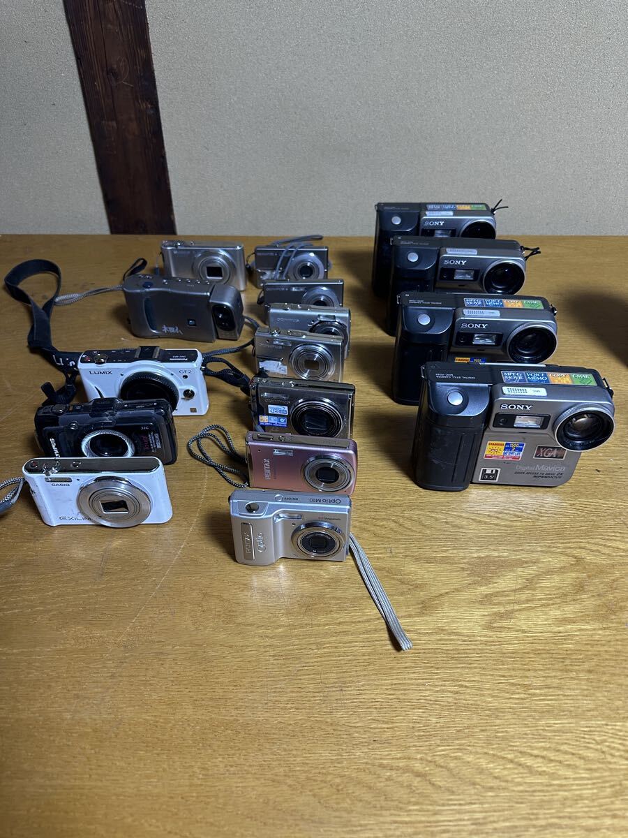 デジカメ まとめ Sony Pentax Casio 富士フイルム パナソニック コンデジ カシオlumix Olympus 動作未確認 16個拍卖
