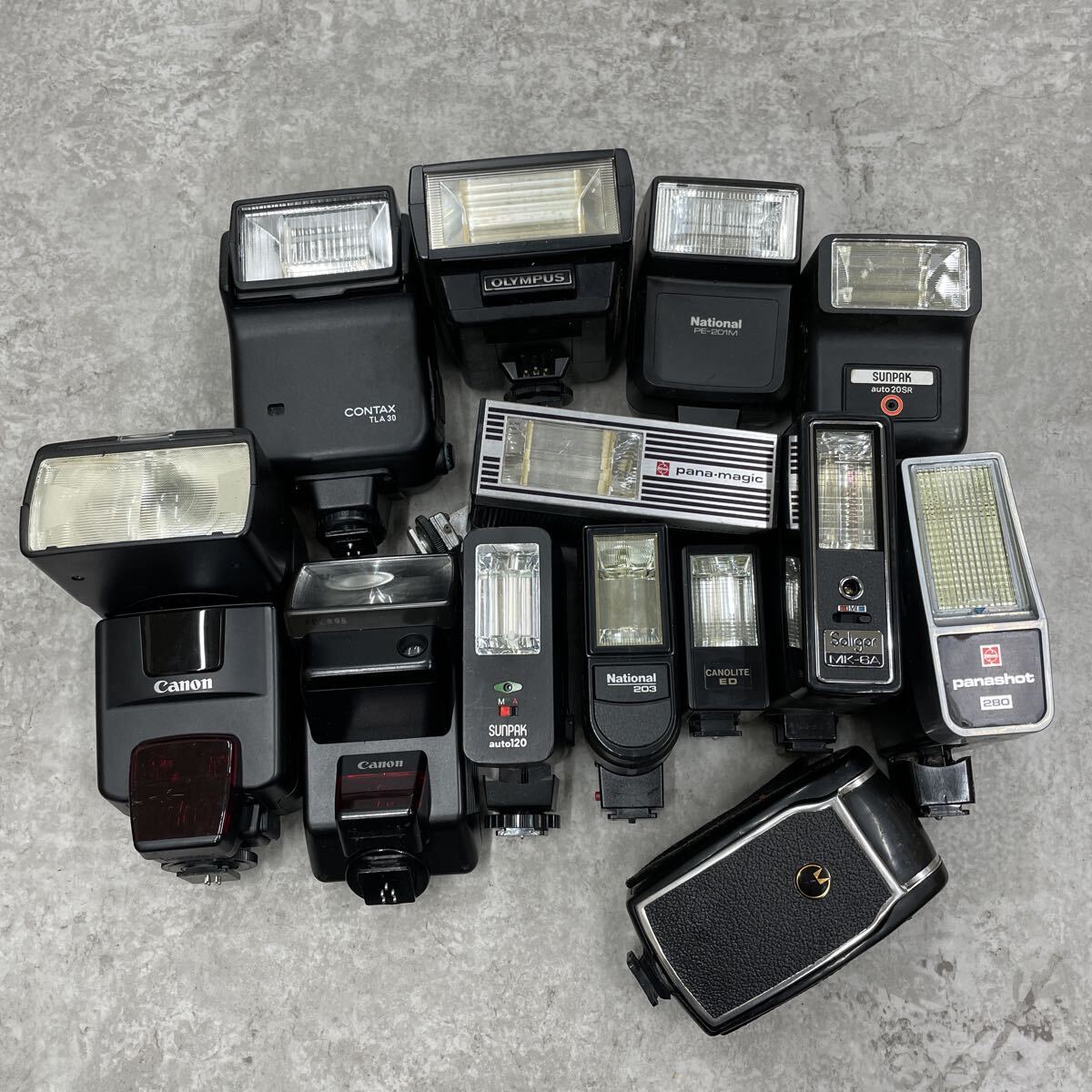 カメラ フラッシュ ストロボ まとめ売り Canon OLYMPUS CONTAX SUNPAK national 他 動作未確認 ジャンク品拍卖