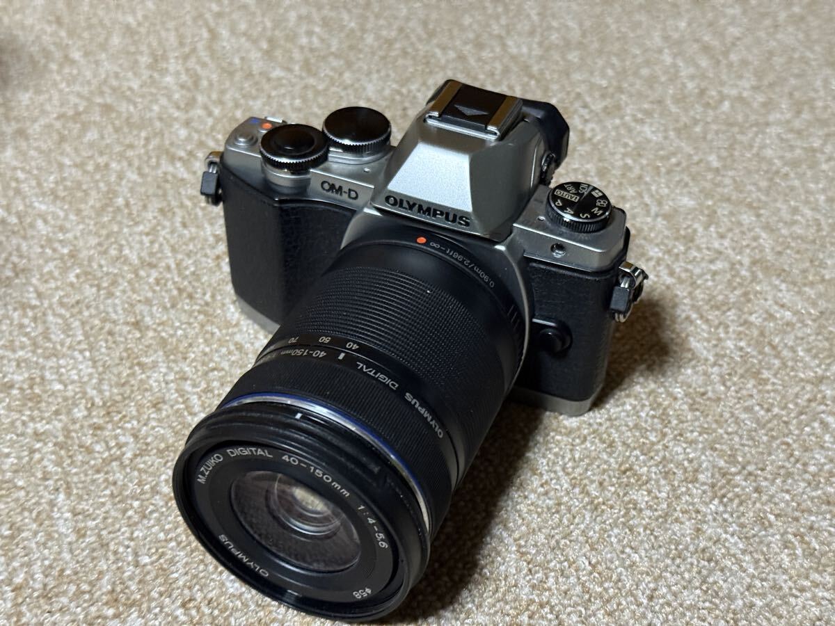 オリンパス OM-D EM-10 40-150mmセット OLYMPUS デジタルカメラ拍卖