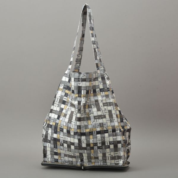1円~ 美品 HERMES エルメス シルキーポップ エコバッグ トートバッグ ボルデュック柄 シルク グレー ブラック 鞄 /080422-13/■e.d/d.k拍卖