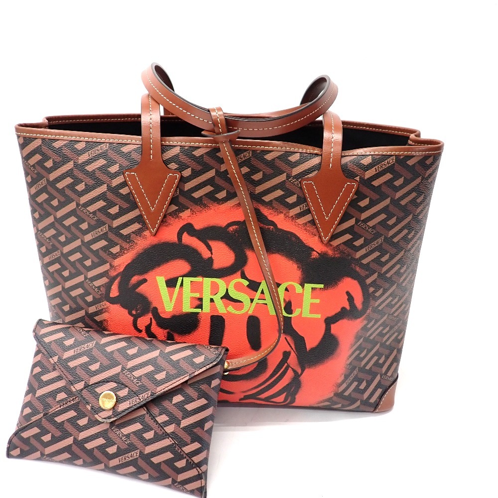 Ft640944 ヴェルサーチ トートバッグ ラ グレカ スマイリー メデューサ ブラウン レディース VERSACE 中古拍卖