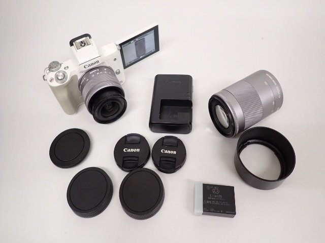 CANON EOS KISS M ダブルズームレンズキット キヤノン ミラーレス一眼レフカメラ バッテリー2個付 動作可 ∬ 75FAB-1拍卖