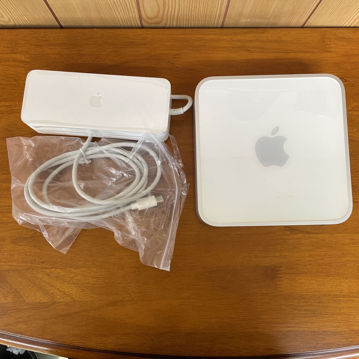 B31288 Mac mini 2005 ホワイト Apple A1106 Apple アップル レトロPC レトロパーツ ヴィンテージ拍卖