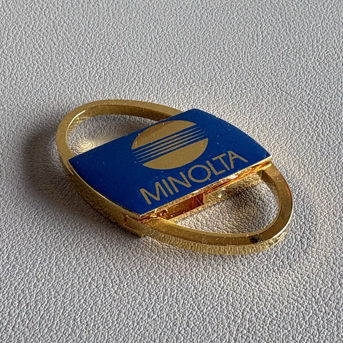 希少 ノベルティー MINOLTA ミノルタ ロゴ キーホルダー キーリング ゴールド 5×3cm 拍卖