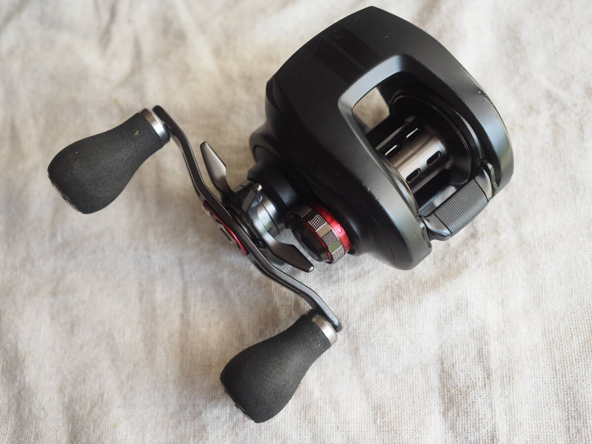 ♪♪美品 ダイワ Z2020HL ブラックリミテッド 左 日本製♪♪拍卖