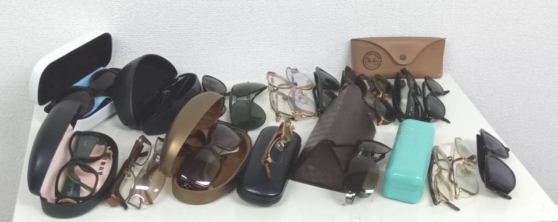 1円スタート サングラスまとめ③ シャネル ディオール ティファニー カルティエ グッチ レイバン セット 拍卖