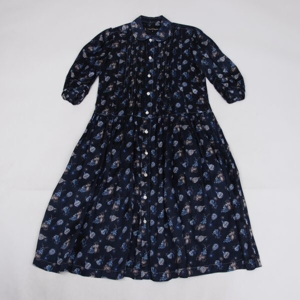 トリココムデギャルソンtricot COMME des GARCONS 総柄プリントラウンドカラーワンピース 紺他M拍卖