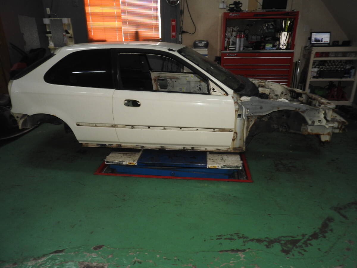 EK9 シビック 後期 タイプ R ドンガラ ボディ 車体 書類付き ジャンク カットパネル レース レストア ベース ASSY B16B B18C EK4 EK3 前期拍卖