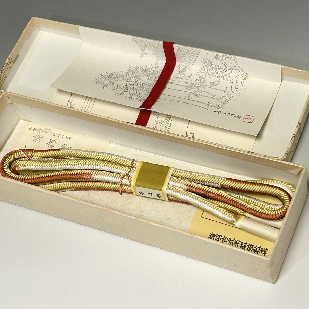 有職組紐 道明 奈良組 黄朽葉 帯締 紙箱 ■検 金糸 道明古式糸組法教科配慮 和装小物 有職組紐道明拍卖