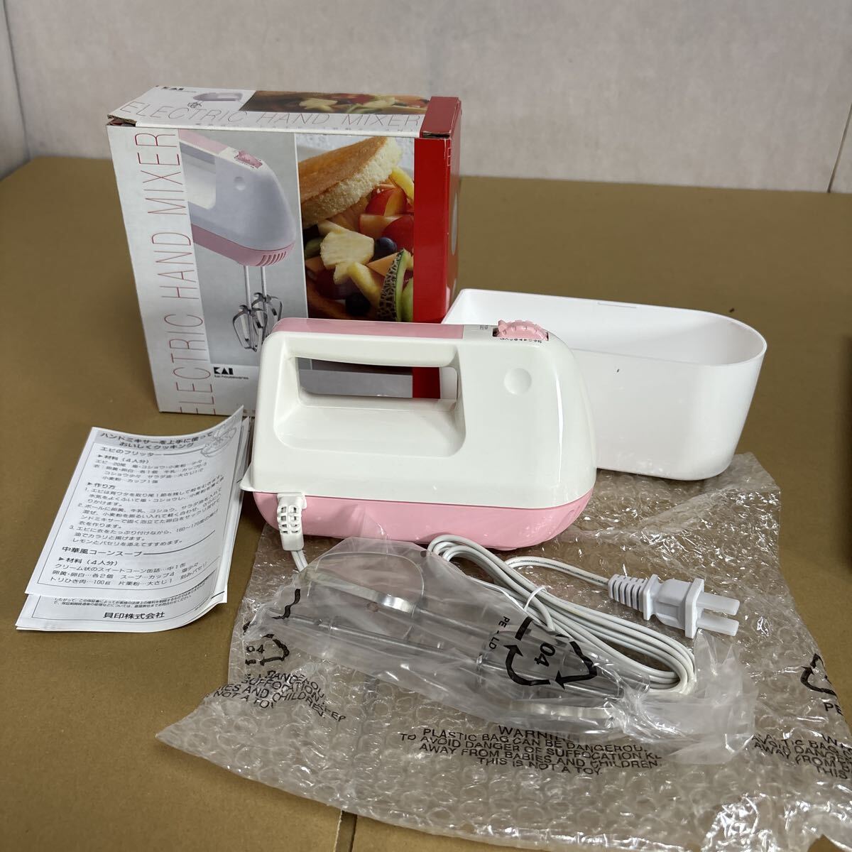 貝印 DL-0201 ハンドミキサー 電動泡立て器 未使用保管品 動作確認済 元箱・説明書・収納ケース付 ,583拍卖