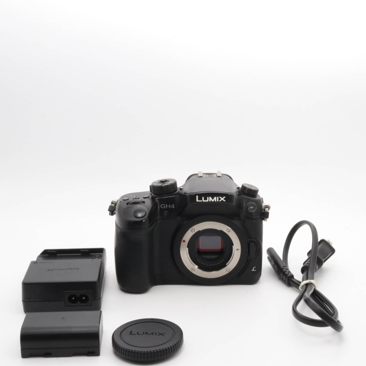 パナソニック ミラーレス一眼カメラ ルミックス GH4 ボディ ブラック DMC-GH4-K拍卖