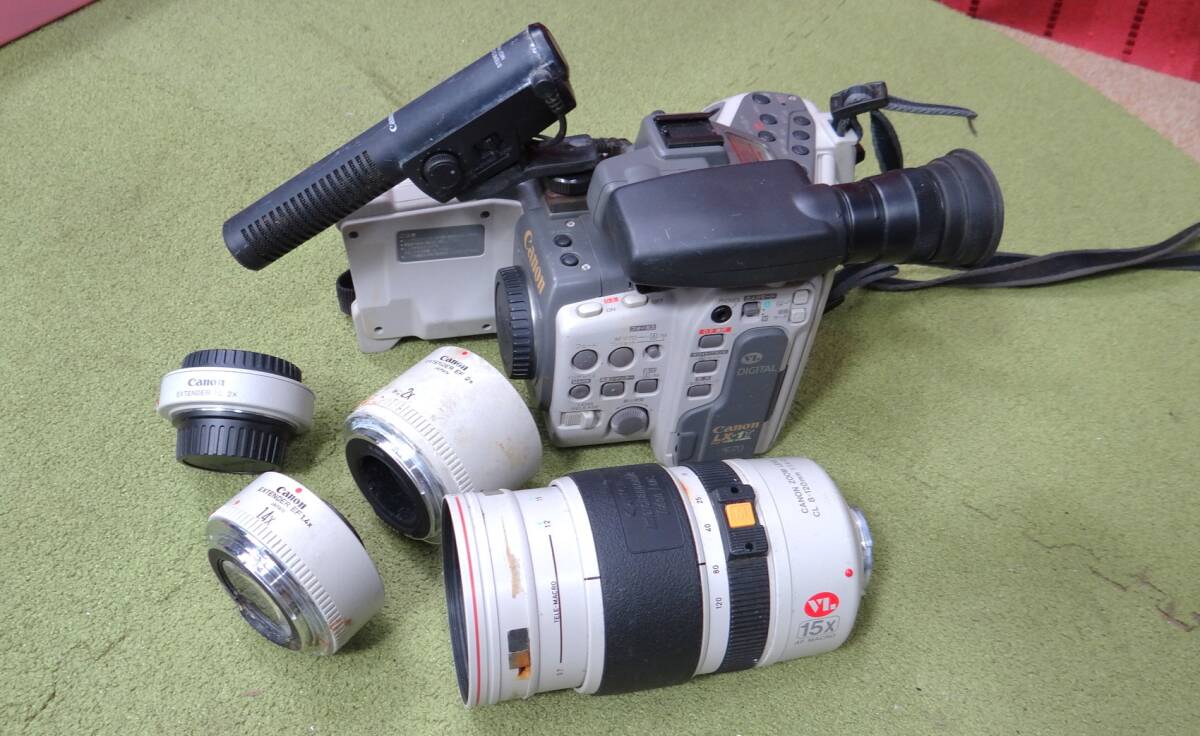 VT6411 Canon デジタル ビデオカメラ LX-1T ハンディカメラ 家電 光学機器 ジャンク品 現状品 (発送サイズ80cm)拍卖