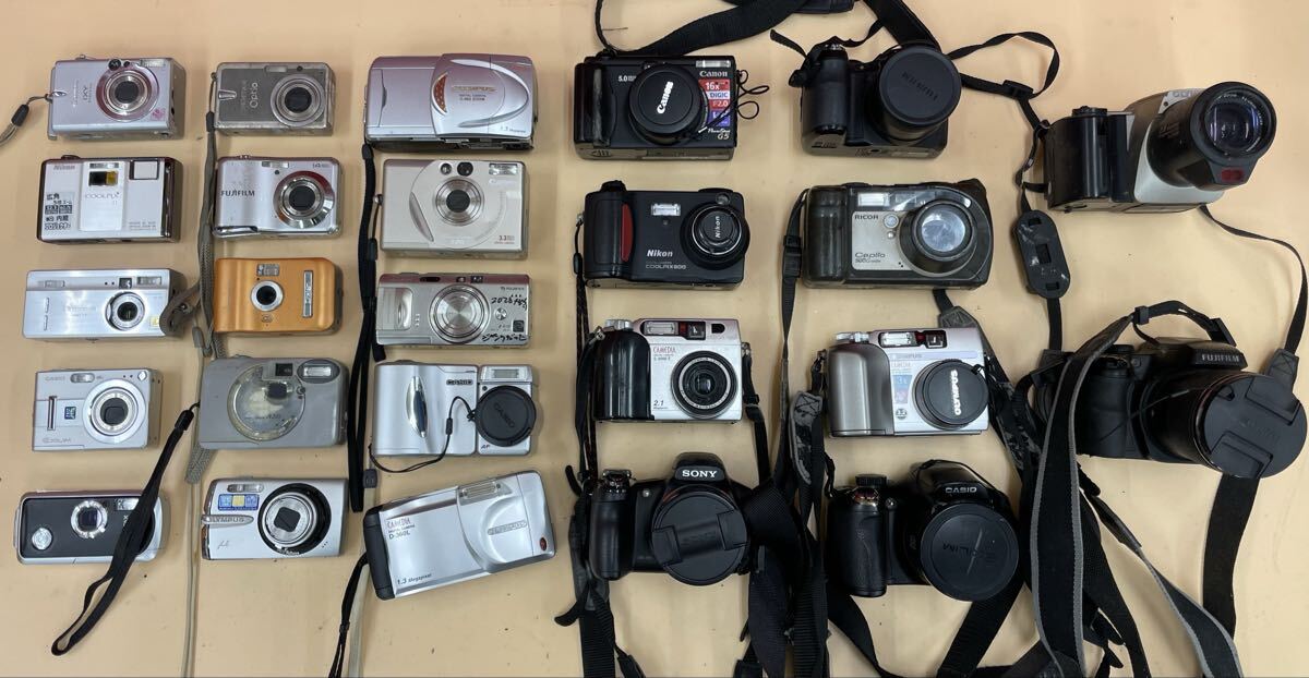 (F24)25個 デジタルカメラ まとめ売り キヤノン ニコン オリンパス Nikon OLYMPUS PENTAX FUJIFILM など ジャンク 部品取り拍卖