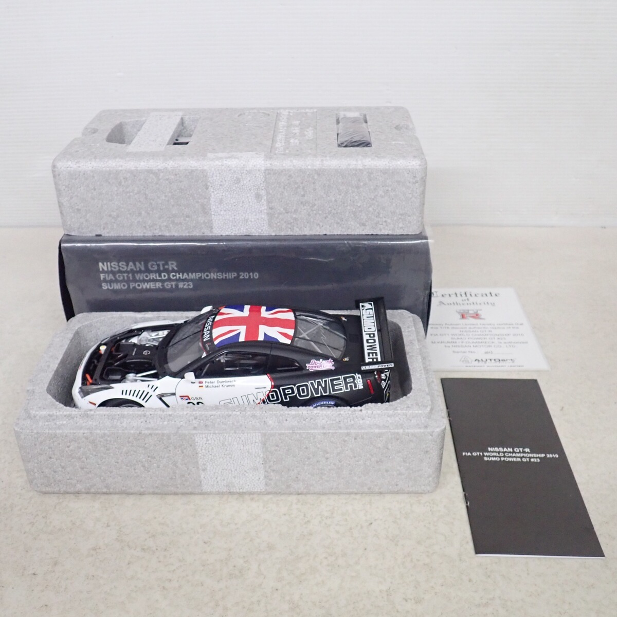 オートアート シグネチャー 1/18 日産 GT-R FIA GT1 ワールドチャンピオンシップ 2010 スーモ パワー GT #23 サイン入【DK;SK00AF3039拍卖