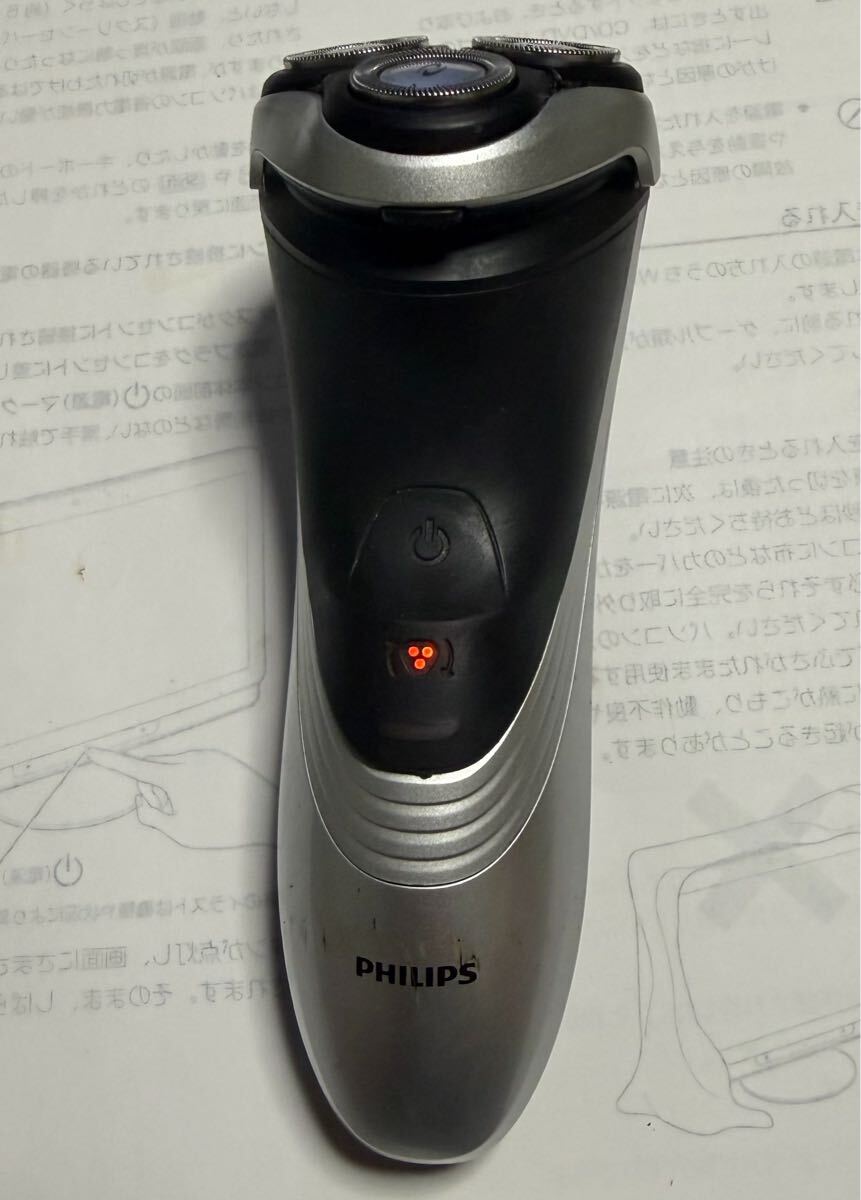 【動作品】PHILIPS 電気シェーバー 3枚刃 フィリップス PT729拍卖