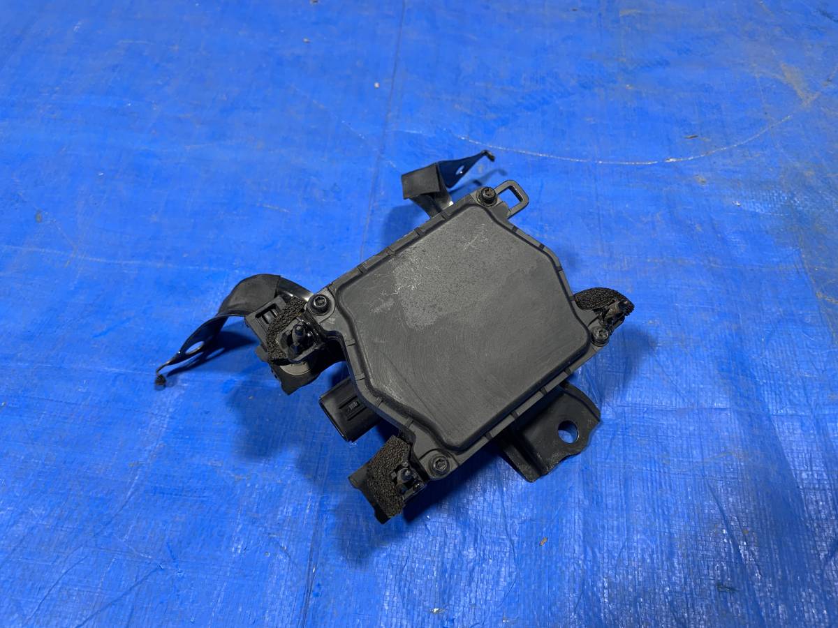 RE45 クラウン GWS204 純正 ミリ波 レーダー クルーズ コントロール 純正 中古 品番/88210-30160 棚X-6拍卖