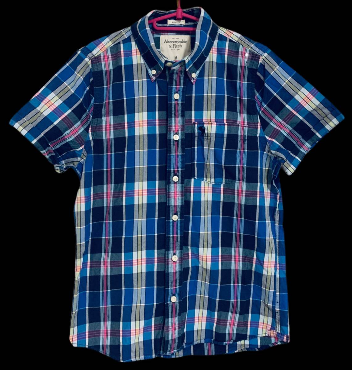 【レア品】アバクロ Abercrombie & Fitch メンズ 胸ポケット チェック柄 ウッドボタン 半袖シャツ Sサイズ拍卖