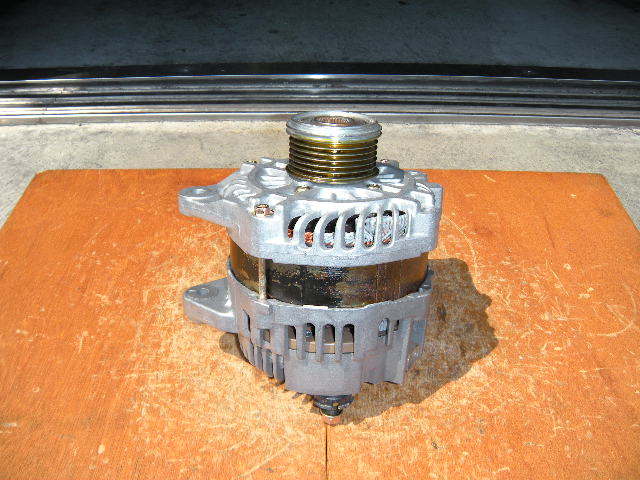 ノート、E12用オルタネーター(ダイナモ)リビルト品 A2TX1981ZT、A2TX1981、23100-3HD1A、23100-3HD1B拍卖