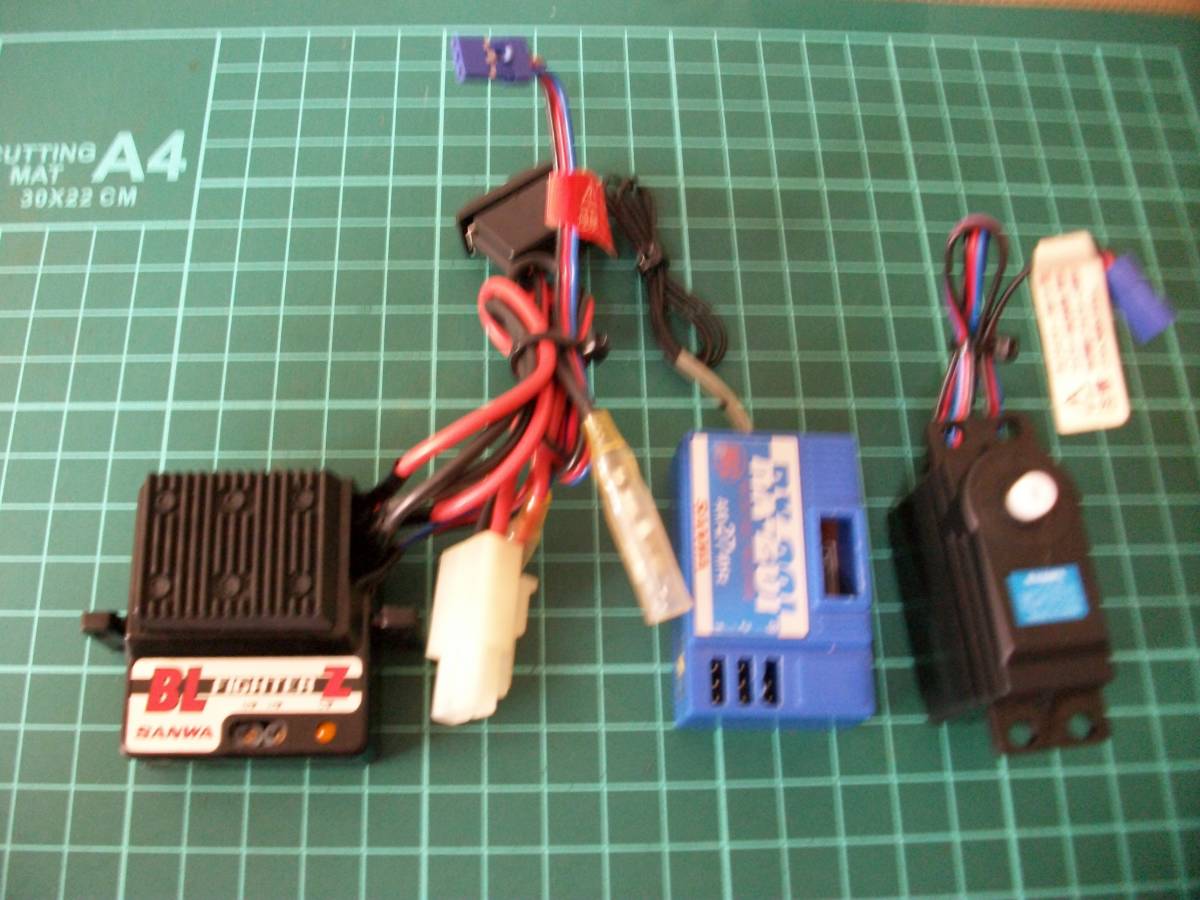 ☆【激安目玉商品】サンワ アンプ(BL-Z)/受/サーボセット 簡易動作確認済 クリスタル無 一応ジャンク扱 送料一律 現状優先!拍卖