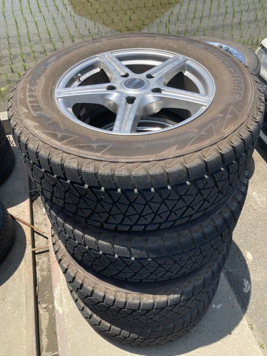 ランクル スタッドレスセット URBAN SPORTS 285/60R18 ブリザック バリ溝 18x8.5j 50拍卖