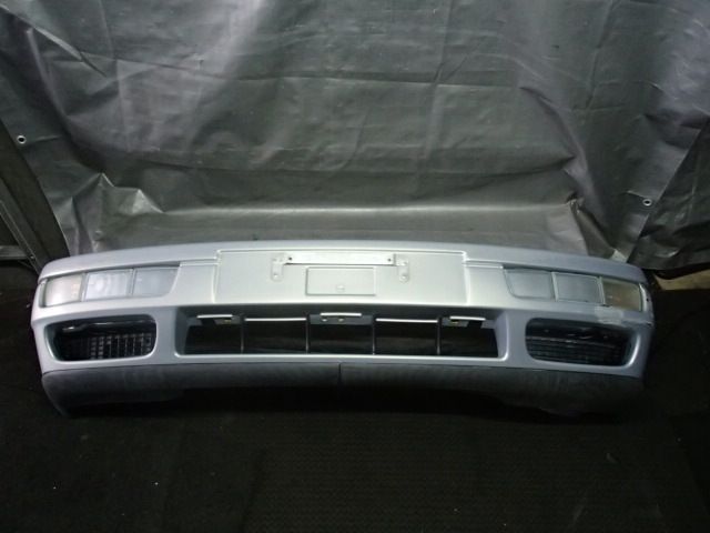 【2630】平成8年式 フォルクルワーゲンヴェント E-1HADY シルバー フロントバンパー Fバンパー拍卖