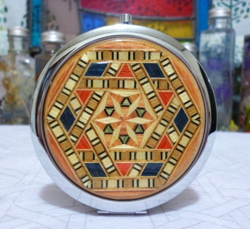 ξ スペイン タラセア コンパクト ミラー ξ 手鏡 寄木細工 木象嵌 寄木 木 象嵌 spain拍卖