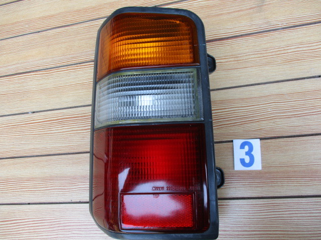 デリカW ’94 純正 テールランプ L側 ③  希少 当時物 旧車拍卖
