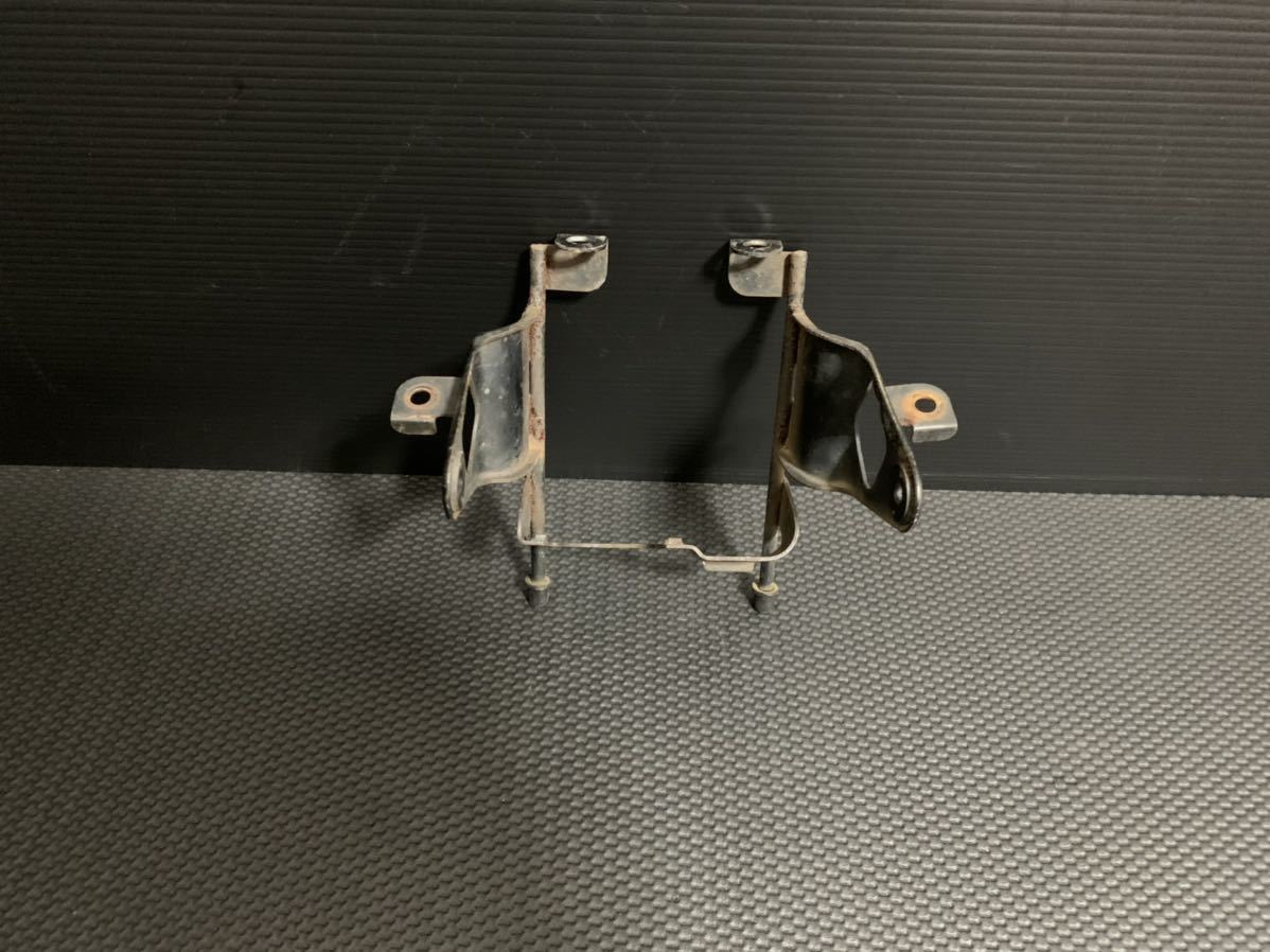 AR80 状態良好!! 純正 ヘッドライトステー AR50 ar80 レストア、修理、ストックに!! ブラケット 廃盤品 他にも多数出品中!! 1拍卖