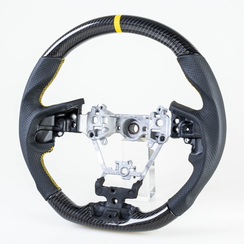 スバル用 インプレッサ フォレスター アセント D型 ステアリング ホイール ハンドル カーボン×本革パンチングレザー×イエロー輪デザイン拍卖