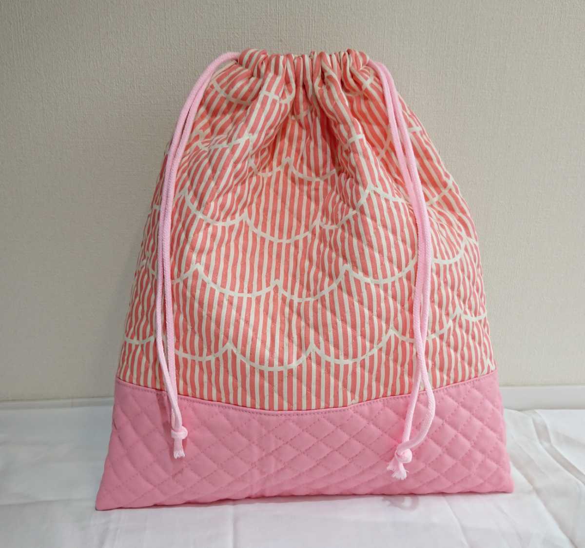 ストライプ&フリル柄 体操服袋 ピンク L 女の子 キルティング使用 ハンドメイド 巾着袋 着替え袋拍卖