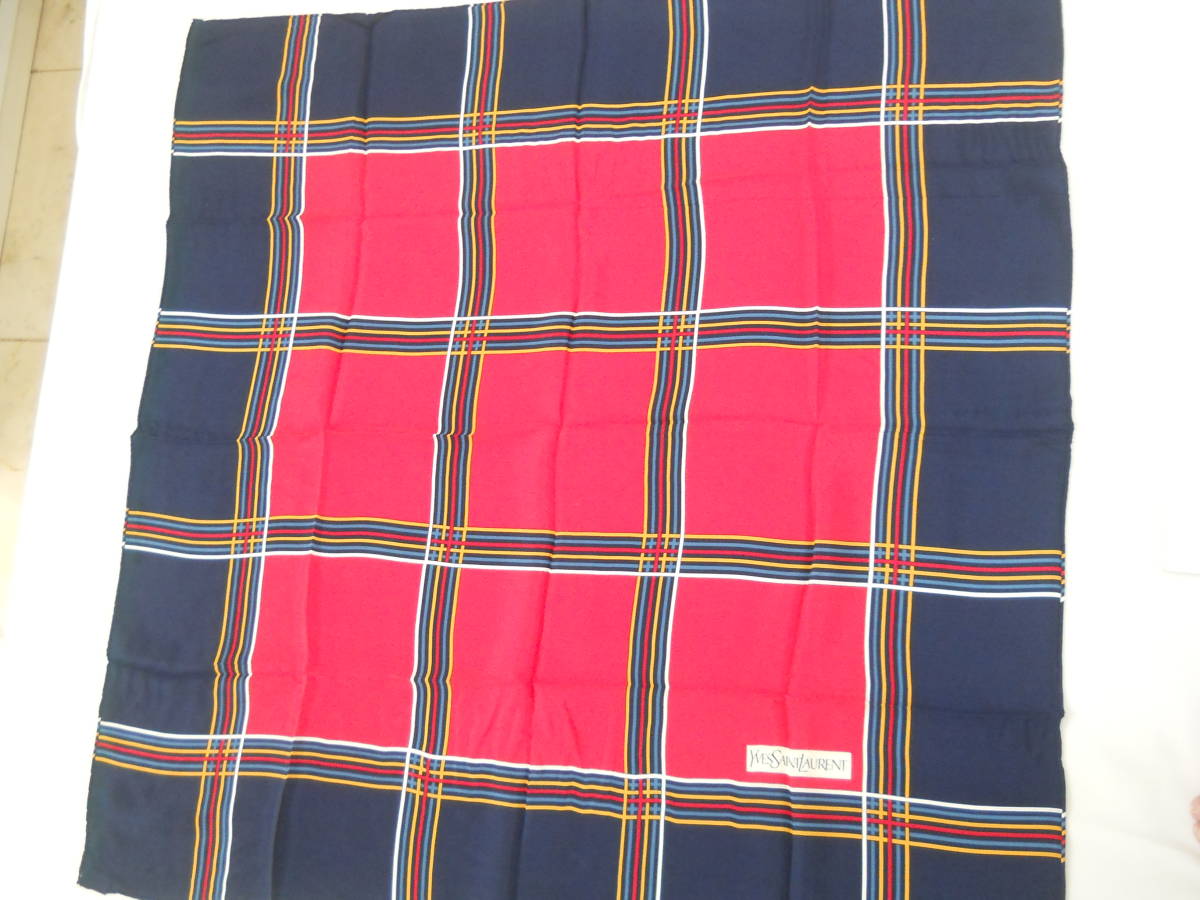 love240♪YVES SAINLAURENT のスカーフ 拍卖