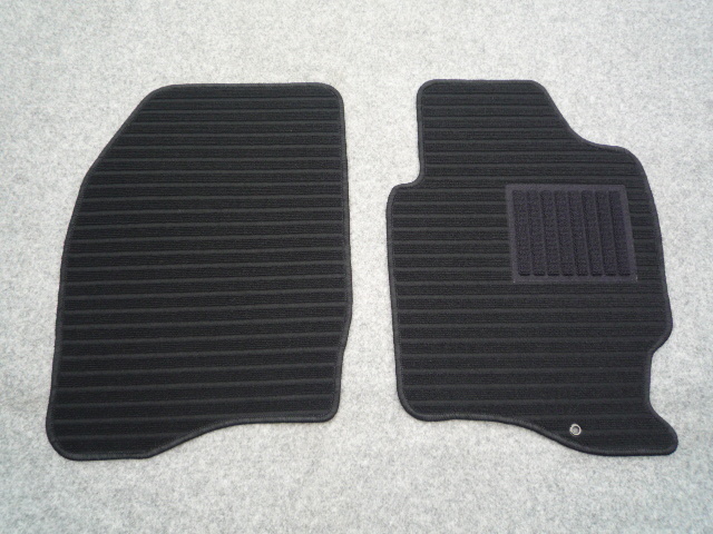 ☆デミオ☆DY3系DY5系 専用 フロントマット新品 ☆選べるカラー5色☆ CC1-k+①拍卖