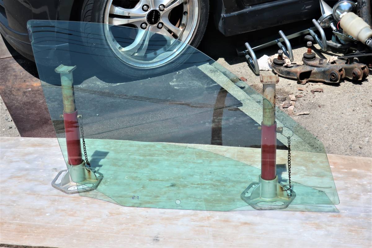 H10 E-932A1 アルファロメオ 156 V6 2.5 2WD 6F 右H 純正 フロント右側 運転席 ドア ガラス 窓 ウインドー / 43R-00048 / 96500km拍卖