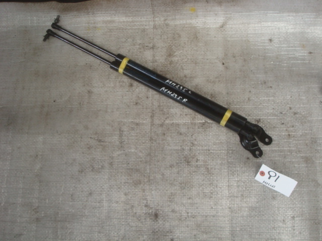 91 スティングレー MH23S リアゲートダンパー 左右 バックドア アブソーバー インボイス対応拍卖