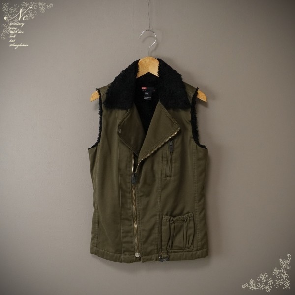 値下☆訳あり特価!USED*DIESEL/ディーゼル/M/ライダース風/裏ボアベストジャケット/アウター/上着/羽織り/カーキ/緑系/デイリー/カジュアル拍卖