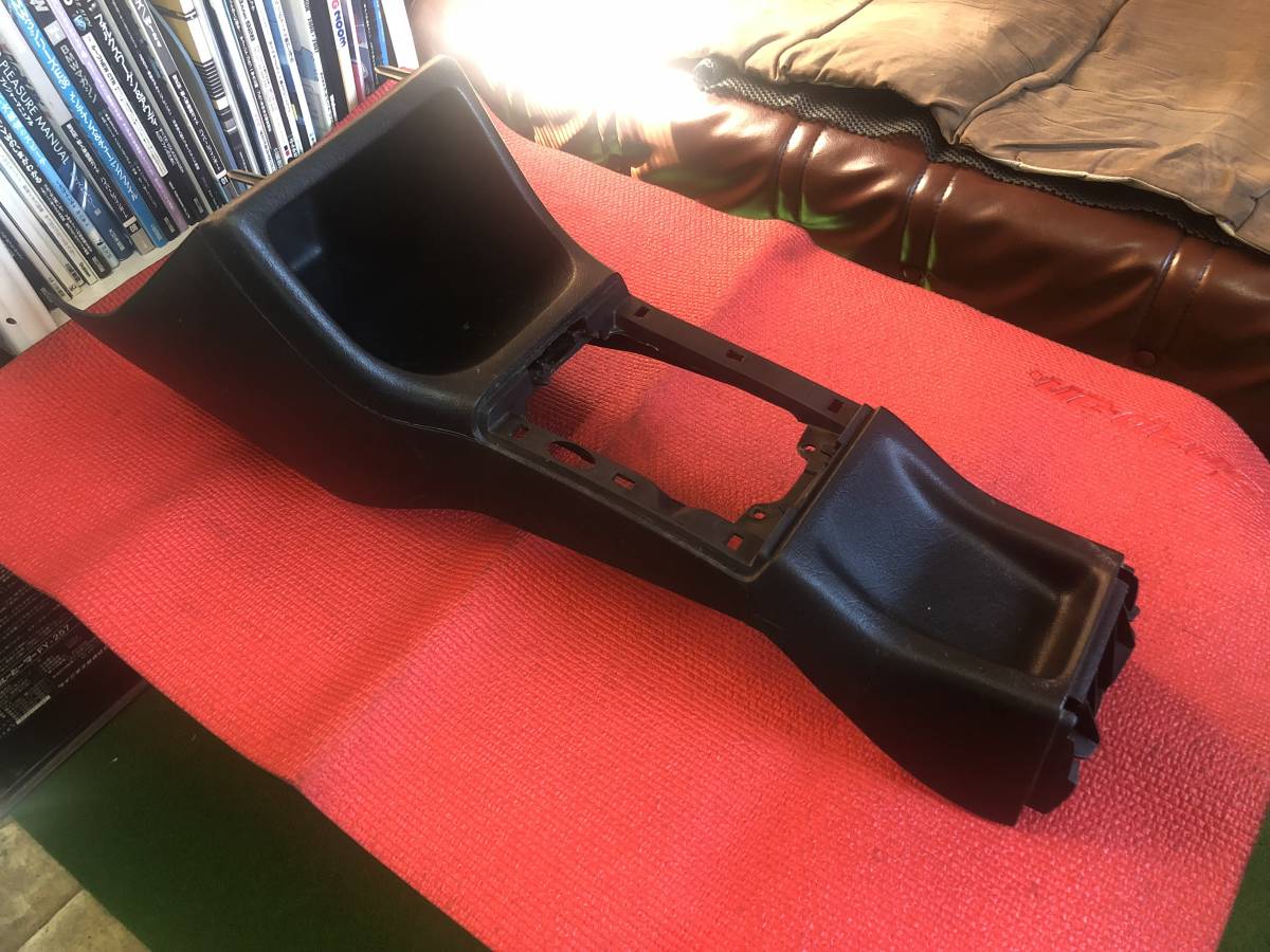 送料無料 ゴルフ3 1HADY RHD フロント センターコンソール 1H2863243 中古拍卖